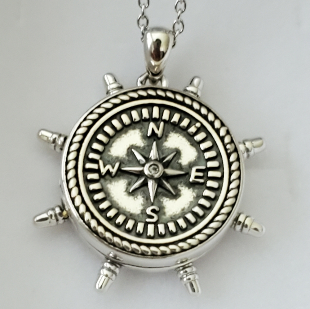 D18 Sterling Locket Compass Rudder Keepsake - Picture 2 of 9